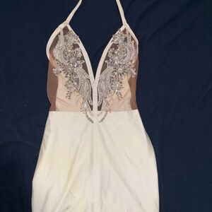 White diamond dress size large